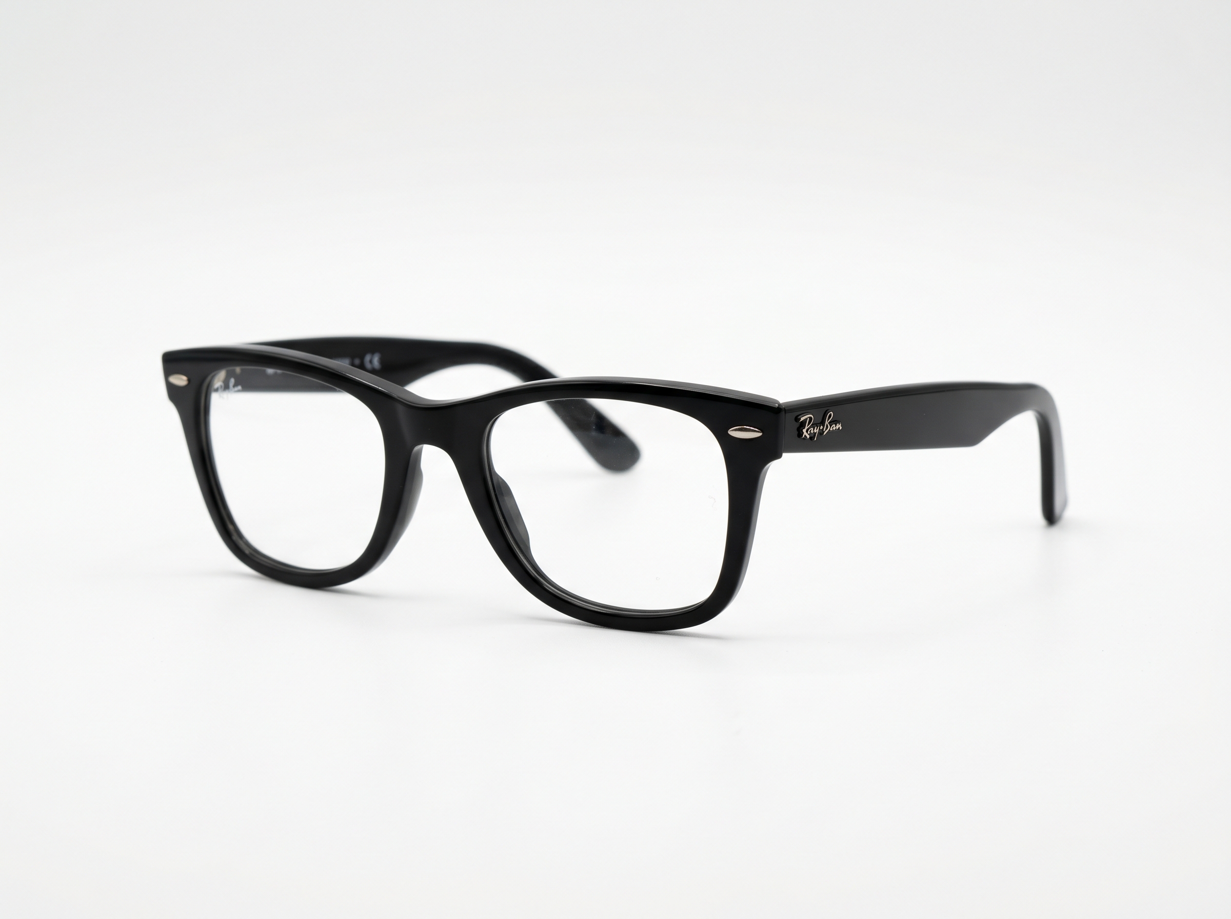 Ray-Ban gözlük ve güneş gözlüğü